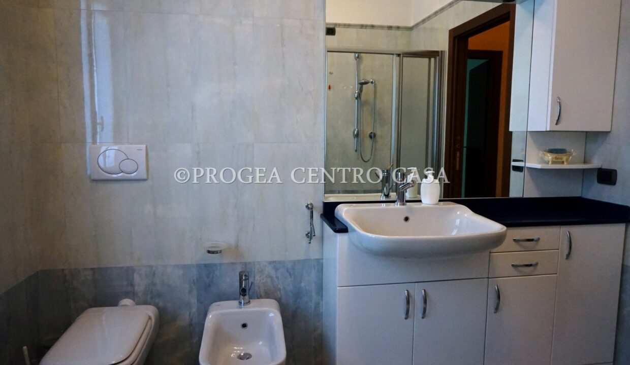 trilocale-in-affitto-Dalmine-arredato-bagno-2