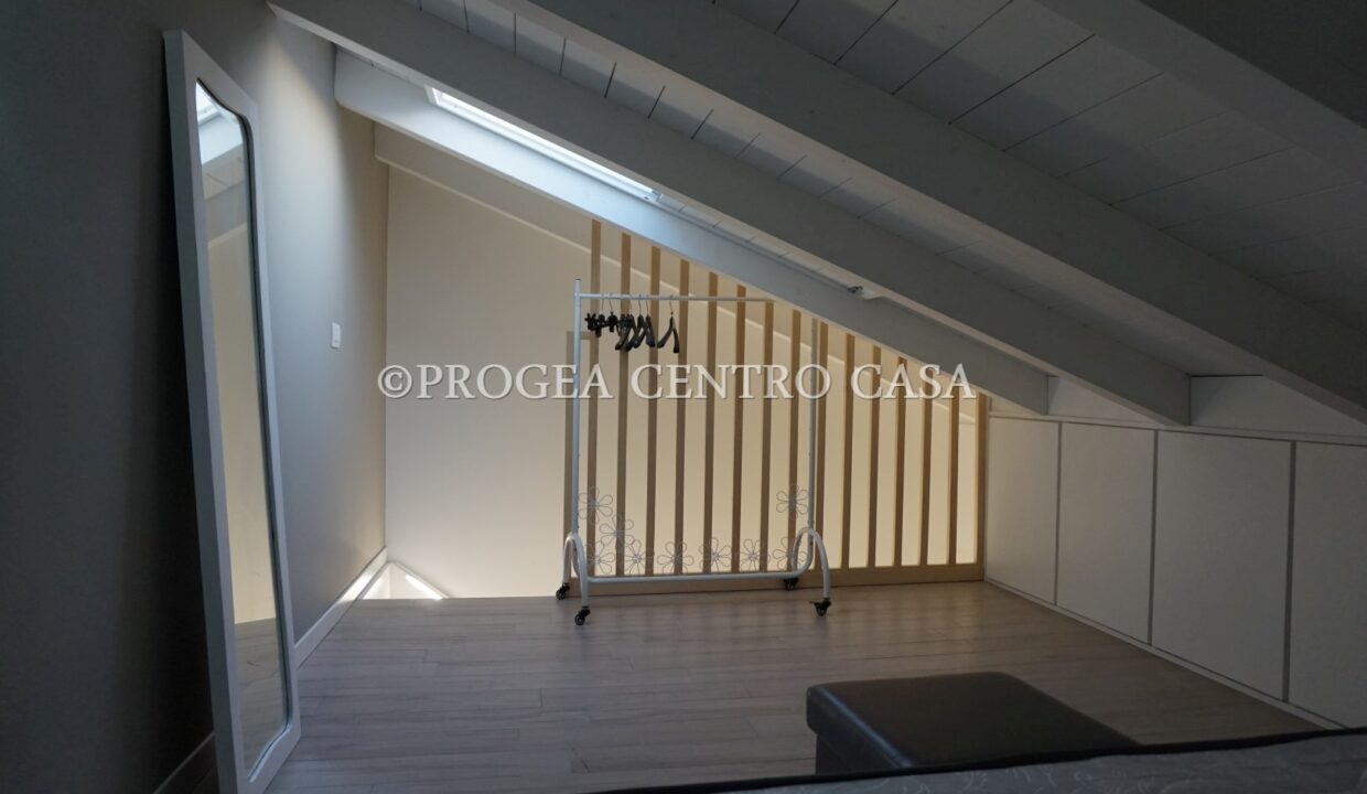 bilocale-arredato-in-affitto-brembate-sopra-camera-2