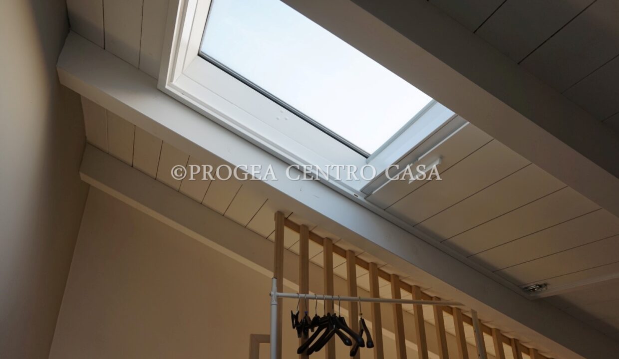 bilocale-arredato-in-affitto-brembate-sopra-camera-3