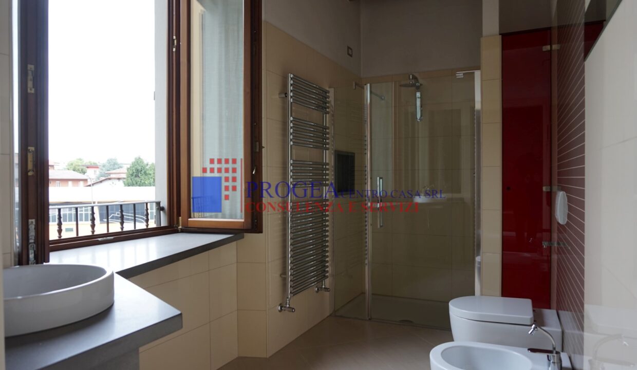 bilocale-in-affitto-a-dalmine-zona-centrale-2-bagno