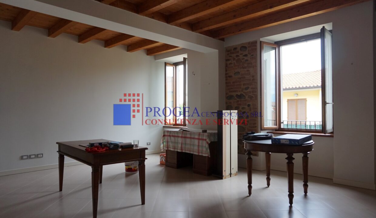 bilocale-in-affitto-a-dalmine-zona-centrale-2-soggiorno-2