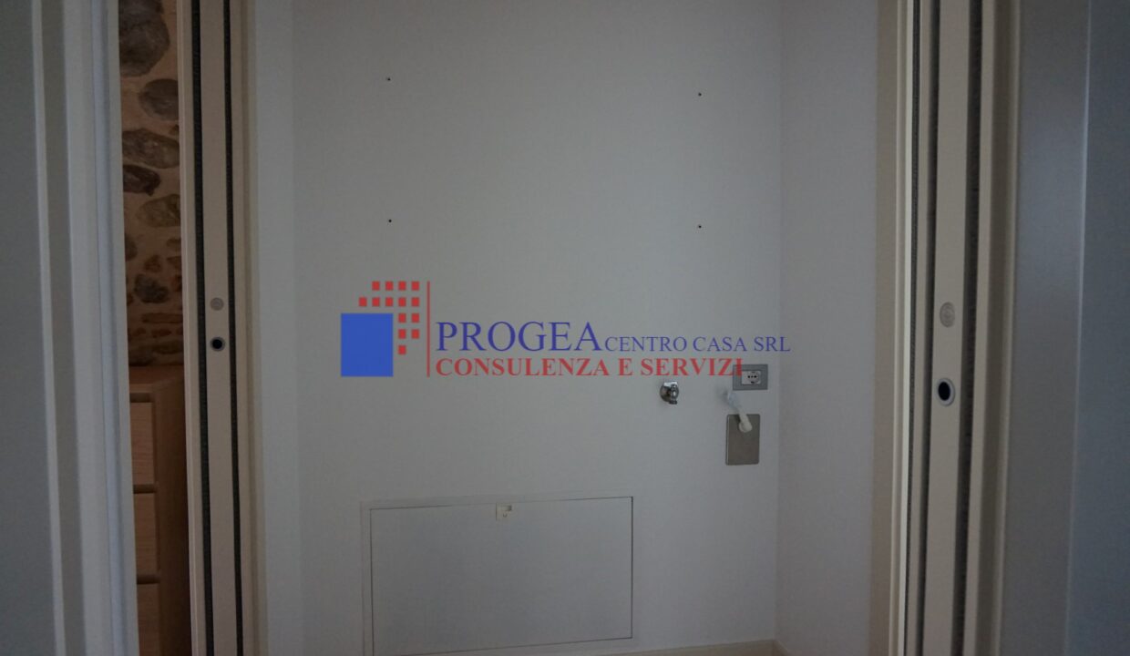 bilocale-in-affitto-a-dalmine-zona-centrale-2-disimpegno