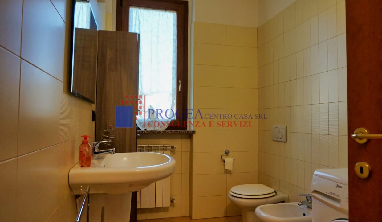 bilocale-arredato-in-affitto-a-dalmine-zona-centrale-2-bagno