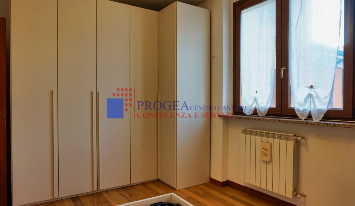 bilocale-arredato-in-affitto-a-dalmine-zona-centrale-2-camera-2