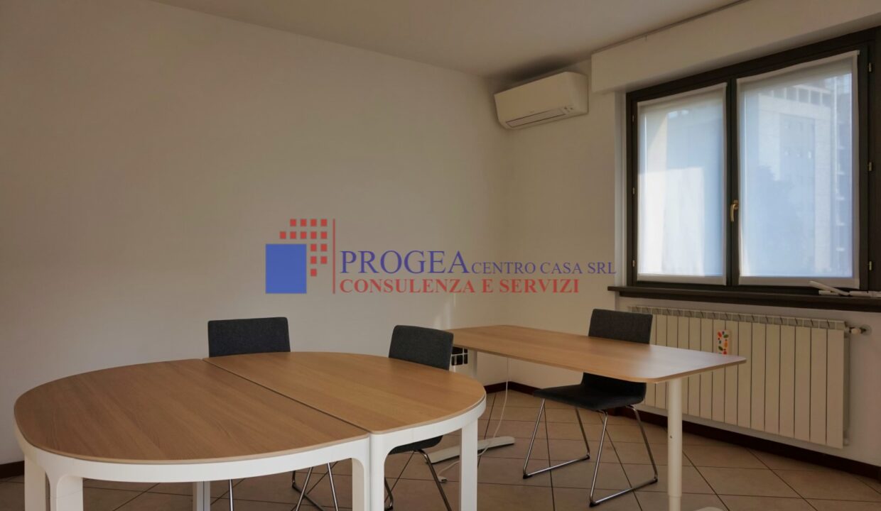 ufficio-in-affitto-a-bergamo-interno-11