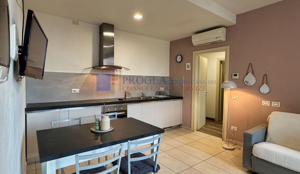 appartamento-bilocale-arredato-in-affitto-a-bergamo-borgo-santa-caterina